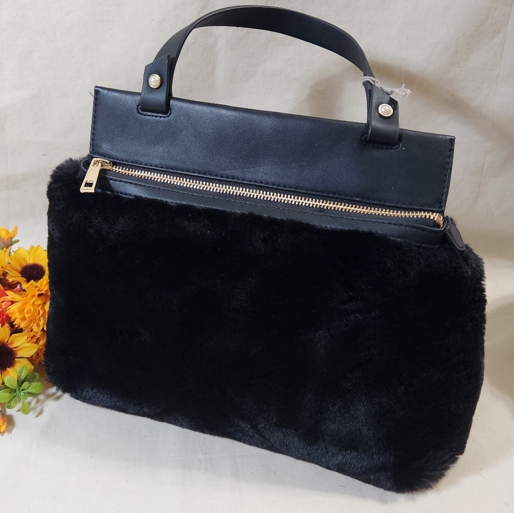A New Day Black Faux Fur Handbag/Shoulder Bag/ Crossbody NWT - Picture 8 of 12
